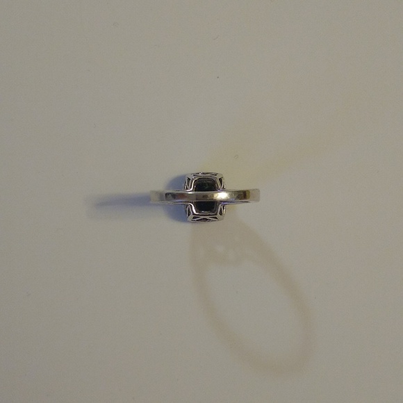 Sapphire and Diamond ring 14K - Picture 6 of 7